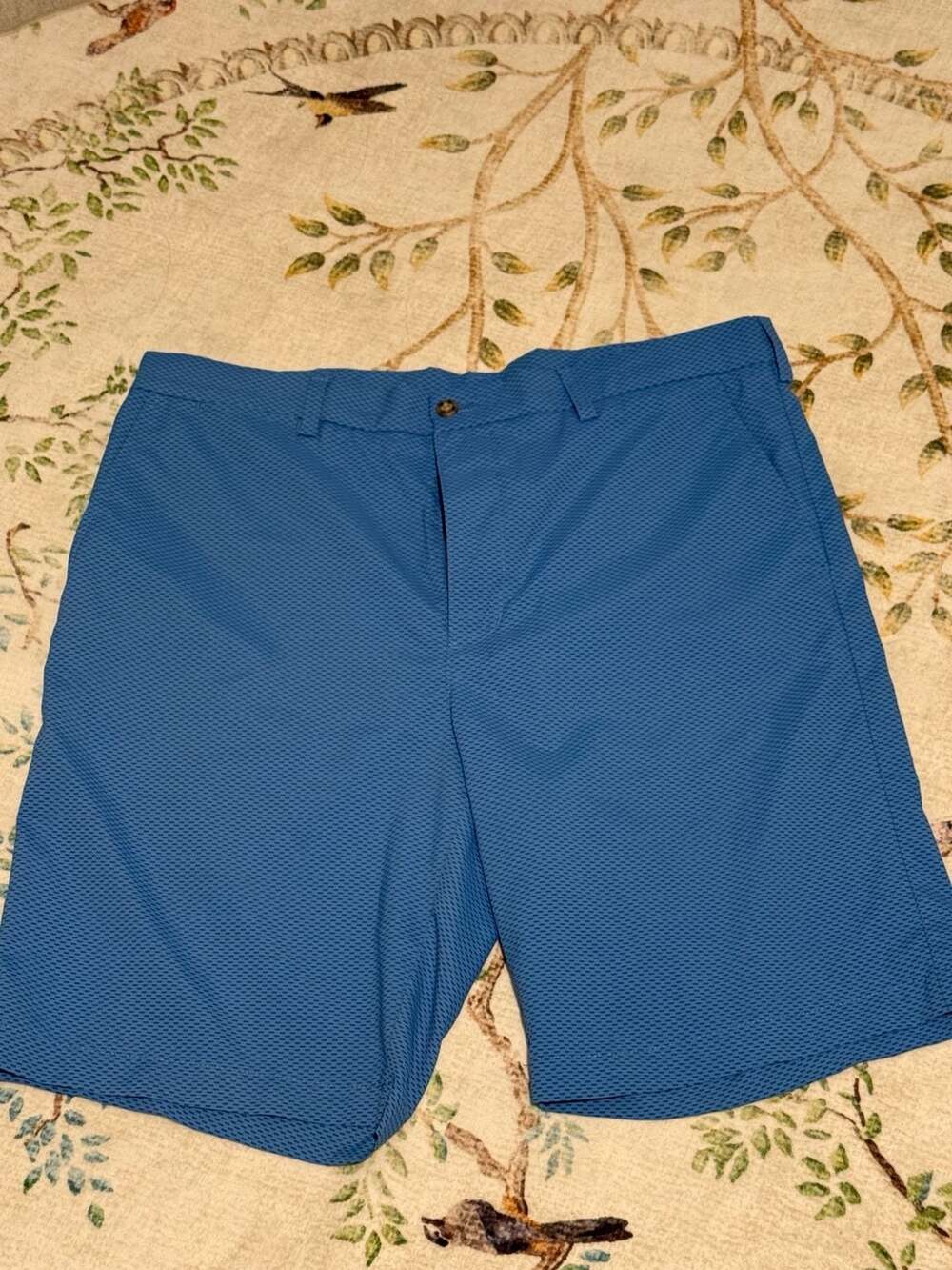 PGA Tour Men's Blue Textured Golf Shorts Size 36
